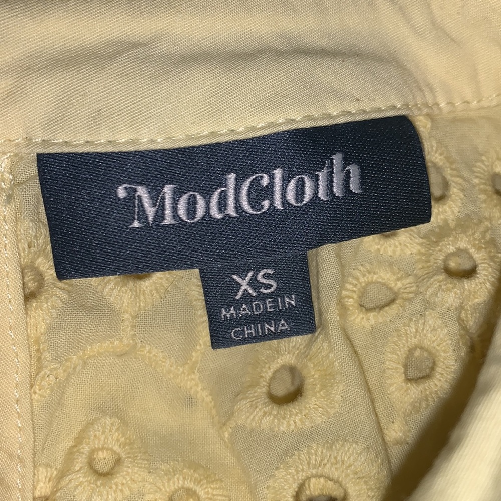 ModCloth Eyelet In The Sun Top - Picture 7 of 8